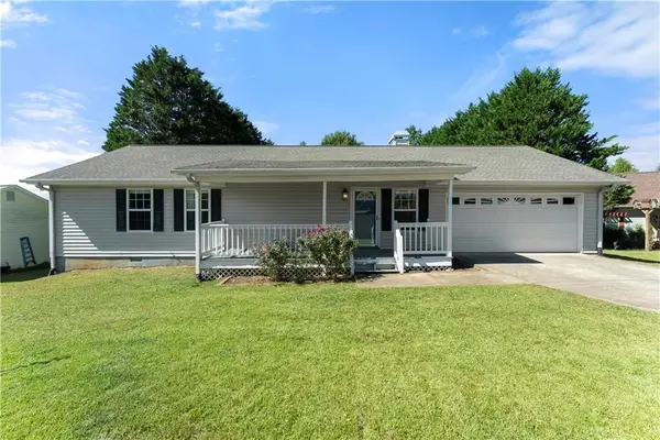 313 Hawthorne Drive, Cleveland, GA 30528