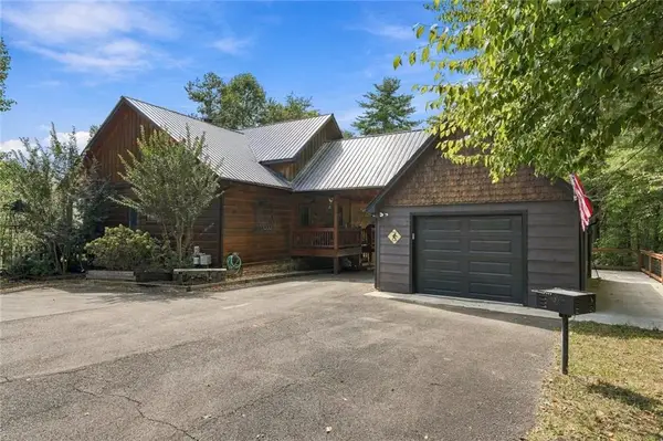 2124 Maxwell Road, Blue Ridge, GA 30513