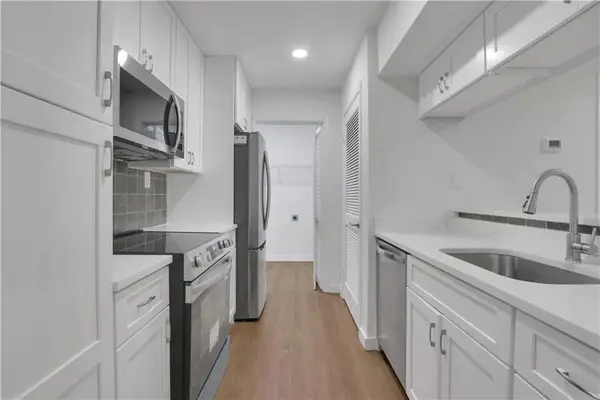 122 Tuxworth Circle, Decatur, GA 30033