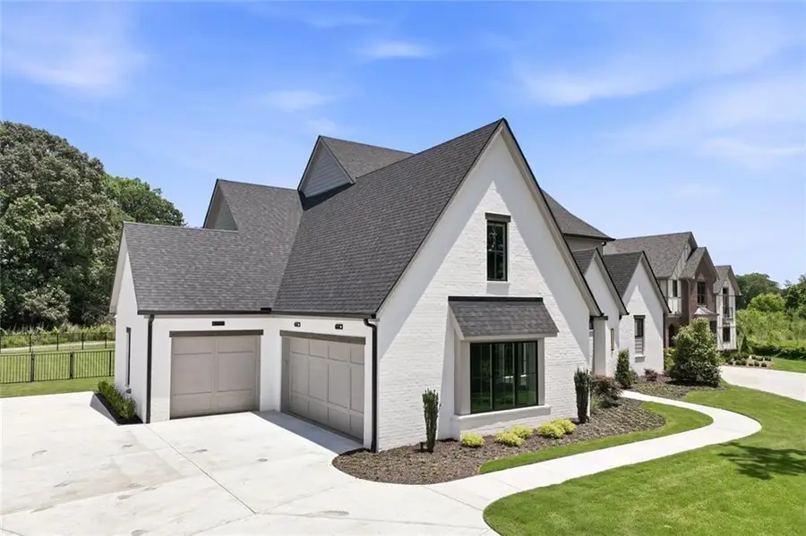 9225 Crystal Springs Road, Gainesville, GA 30506 - #2