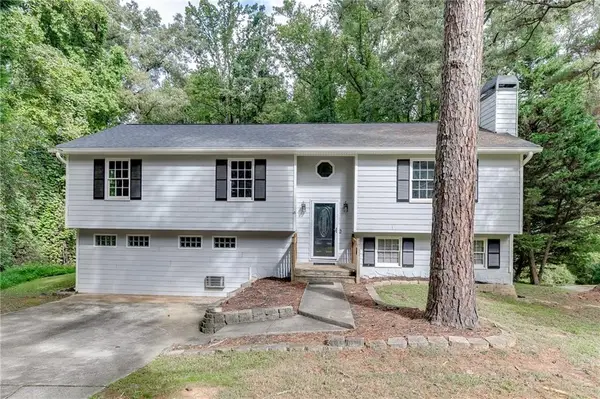 6211 Laurel Wood Trail, Flowery Branch, GA 30542