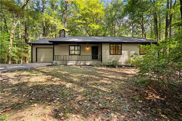 4006 Lake Acworth Drive Nw, Acworth, GA 30101