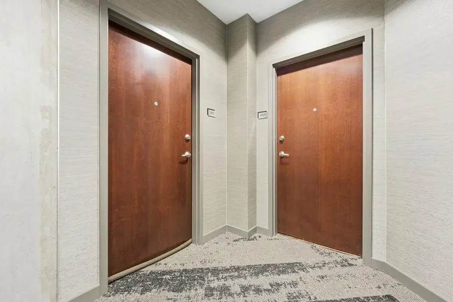 400 W Peachtree Street Nw #2801-2, Atlanta, GA 30308 - #2