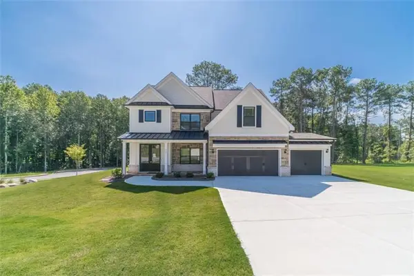 907 Bessie Court, Loganville, GA 30052