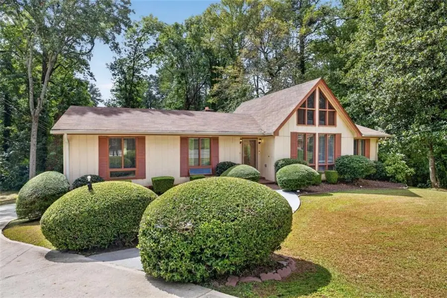 4421 Buckingham Circle, Decatur, GA 30035 - #3
