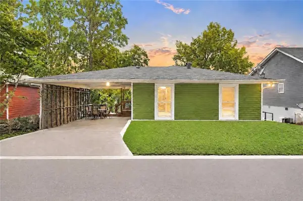 2298 E Lake Drive Ne, Conyers, GA 30012