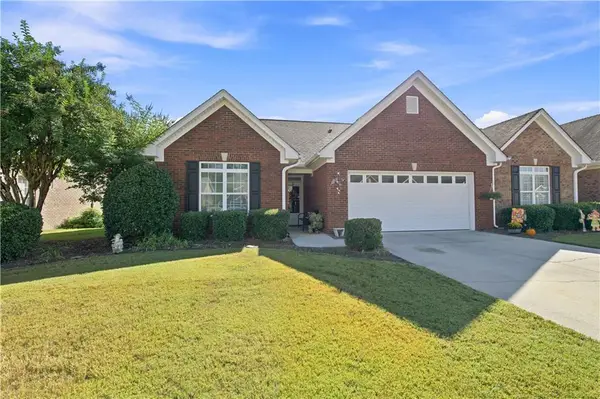 131 Regency Row Sw, Calhoun, GA 30701