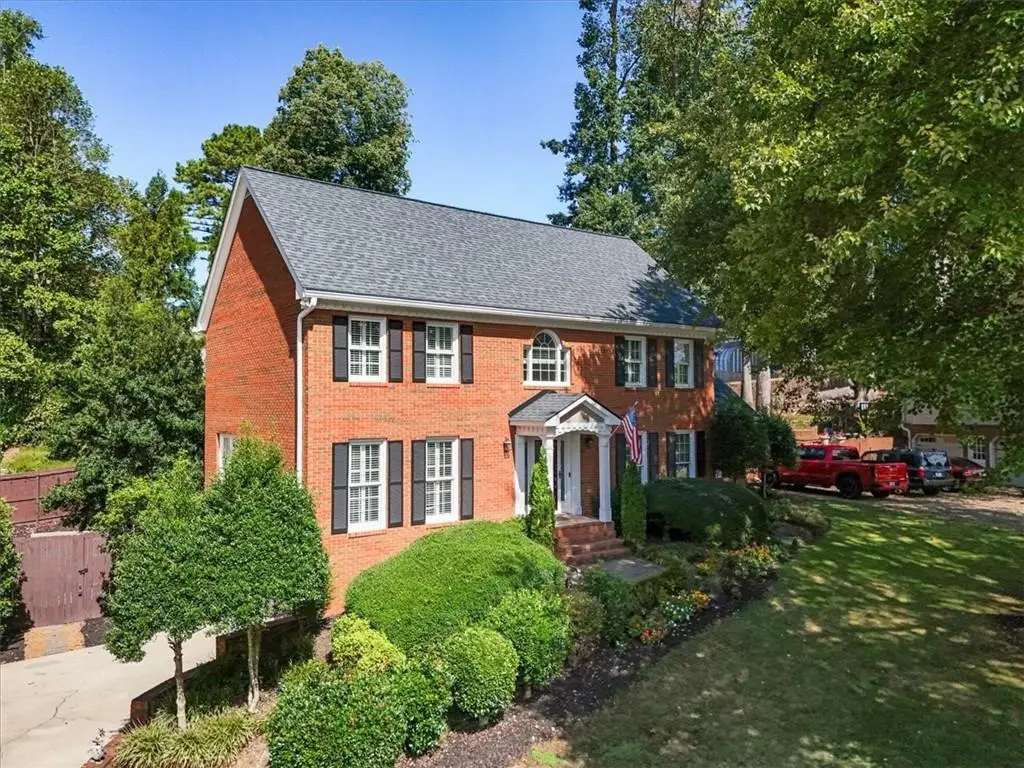 129 N Lakeside Drive Nw, Kennesaw, GA 30144 - #1