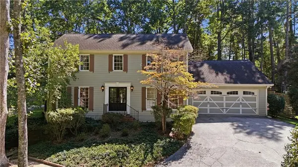 4894 Mcpherson Drive Ne, Roswell, GA 30075