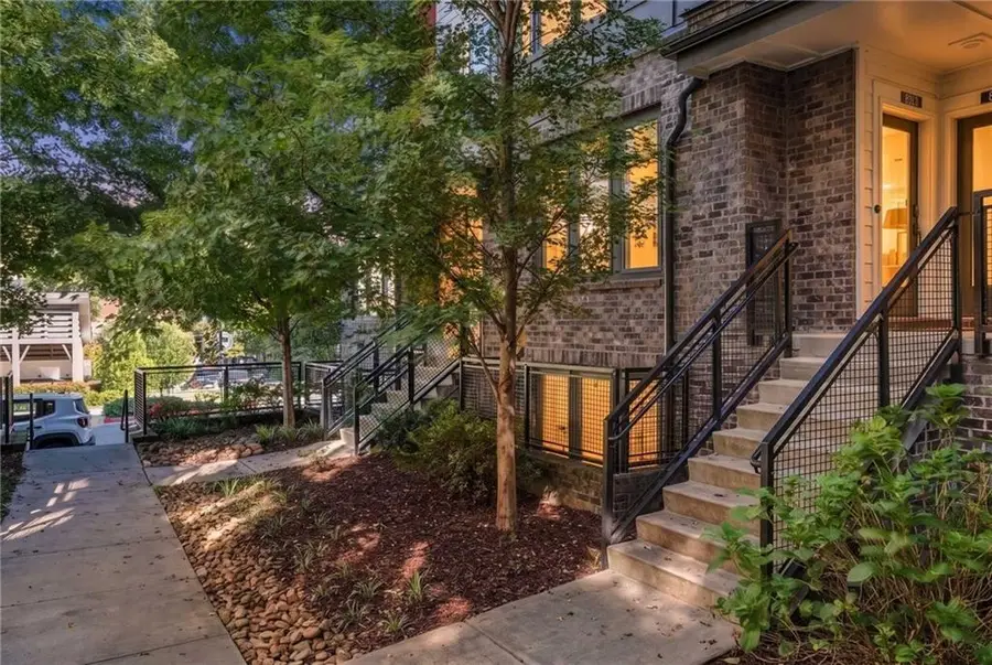 395 Pratt Drive Se #803, Atlanta, GA 30315 - #3