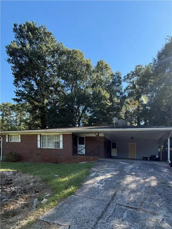 1111 Luther Drive Sw, Mableton, GA 30126