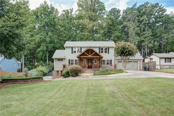 6090 Shadburn Ferry Road, Buford, GA 30518