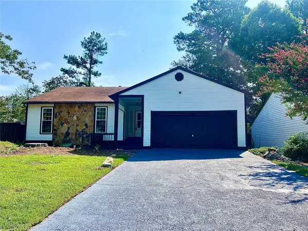 2034 Corners Cir, Lithonia, GA 30058