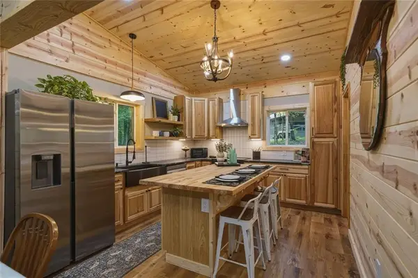 331 Rocky Hollow Road, Ellijay, GA 30536