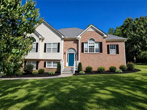 8710 Wolf Creek Drive, Winston, GA 30187