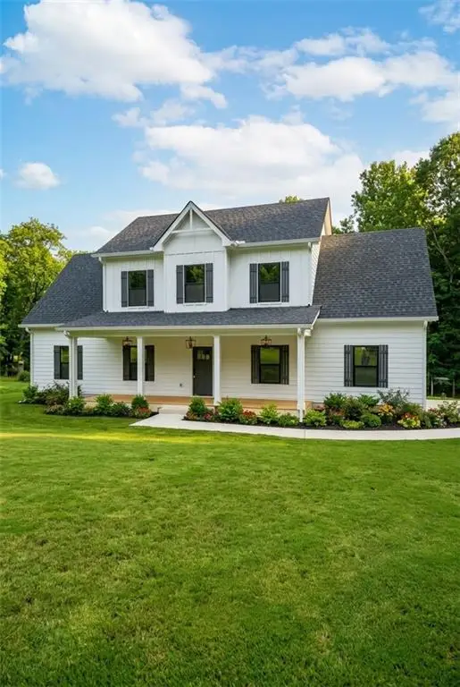 327 West Lane, Woodstock, GA 30188