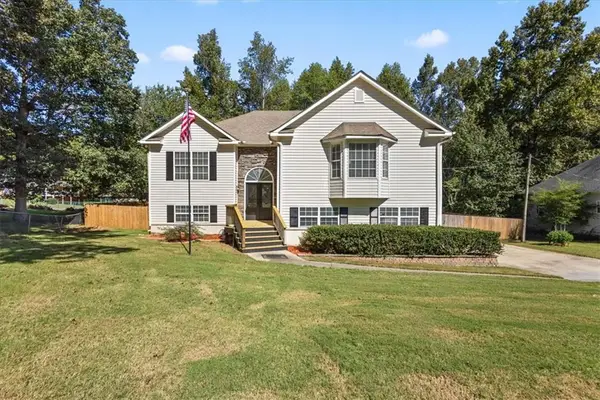 106 Hunters Place, Villa Rica, GA 30180