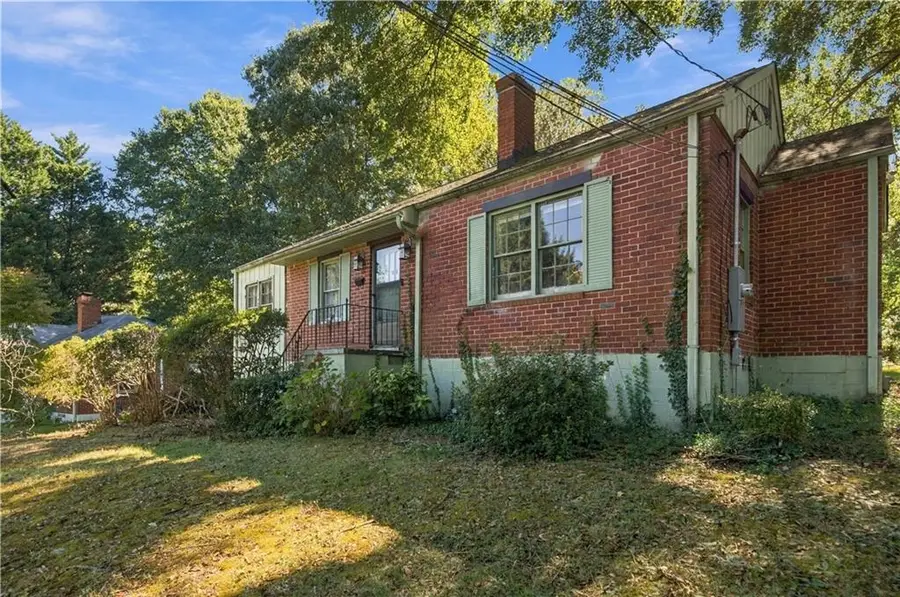 620 S Gordon Circle, Hapeville, GA 30354 - #2