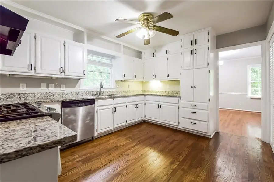 4533 Holliston Road, Dunwoody, GA 30360 - #3
