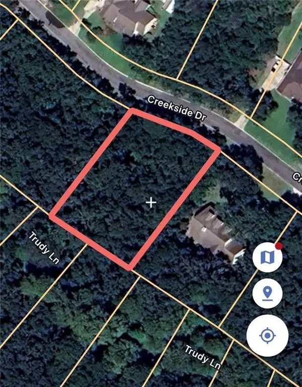 246 Creekside Drive, Waverly, GA 31565