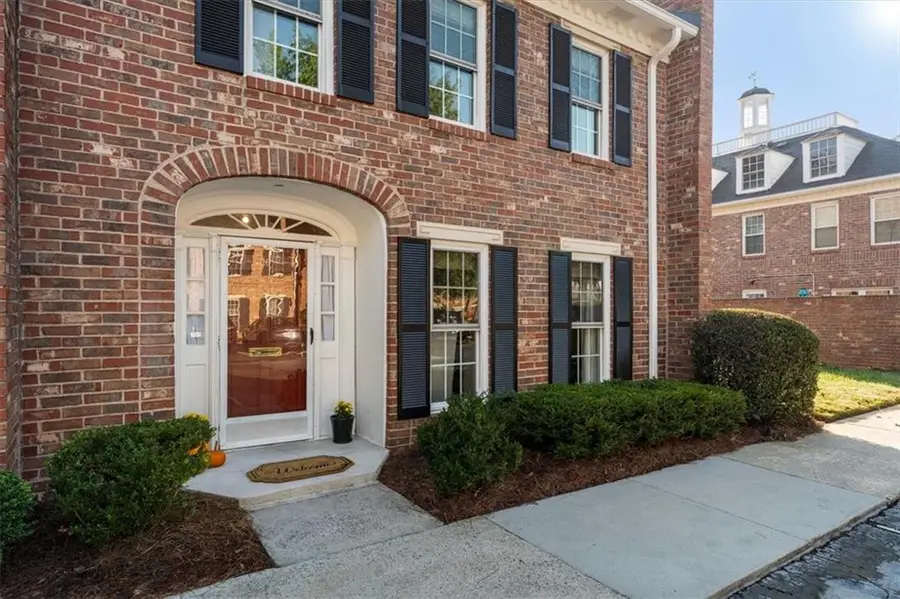 16 Palace Green Place Nw, Atlanta, GA 30318 - #2