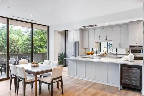 2575 Peachtree Road Nw #6G, Atlanta, GA 30305