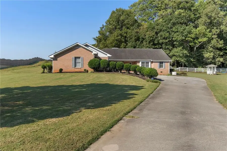 210 Wildwood Drive, Cartersville, GA 30120 - #3