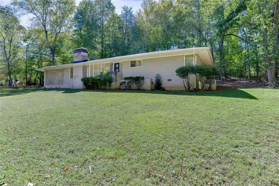 1173 Lakeshore Drive, Gainesville, GA 30501 - #2