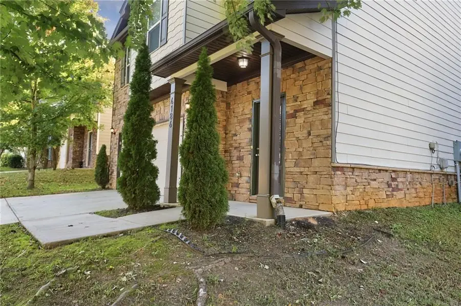 4186 Woodland Park Drive, Atlanta, GA 30331 - #3