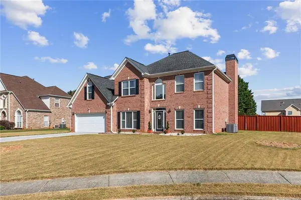 1008 Rowanshyre Circle, Mcdonough, GA 30253