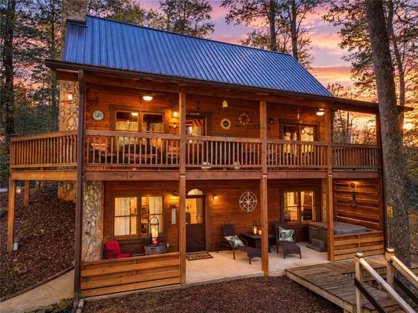 196 Mossy Rock Lane, Ellijay, GA 30540