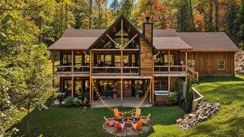 50 W Shalom Court, Blue Ridge, GA 30513 - #1
