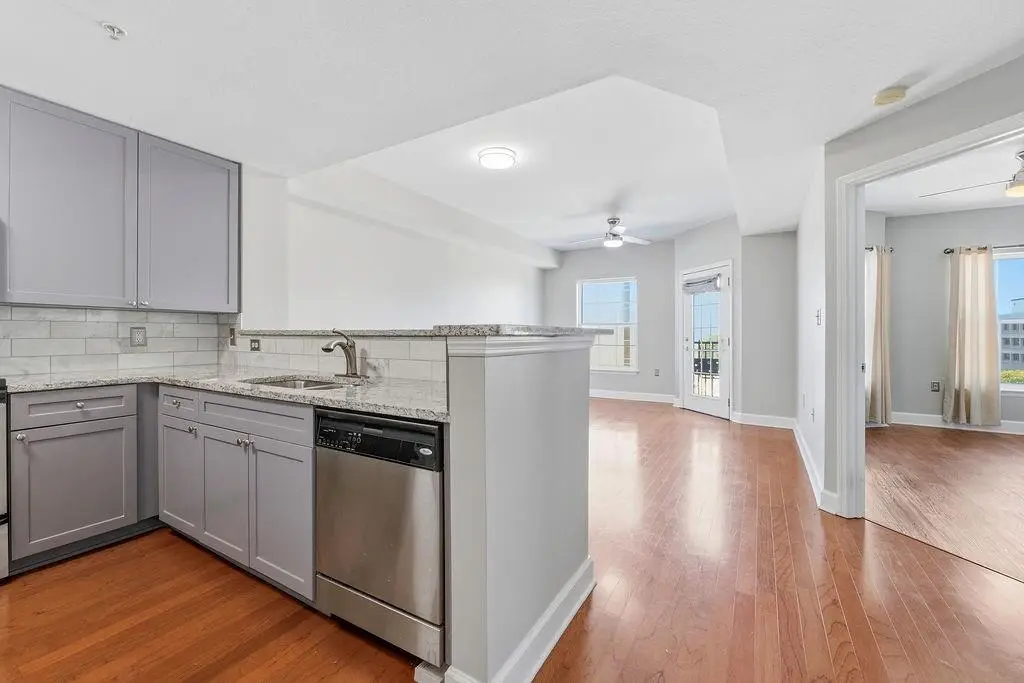 230 E Ponce De Leon Avenue #426, Decatur, GA 30030 - #1