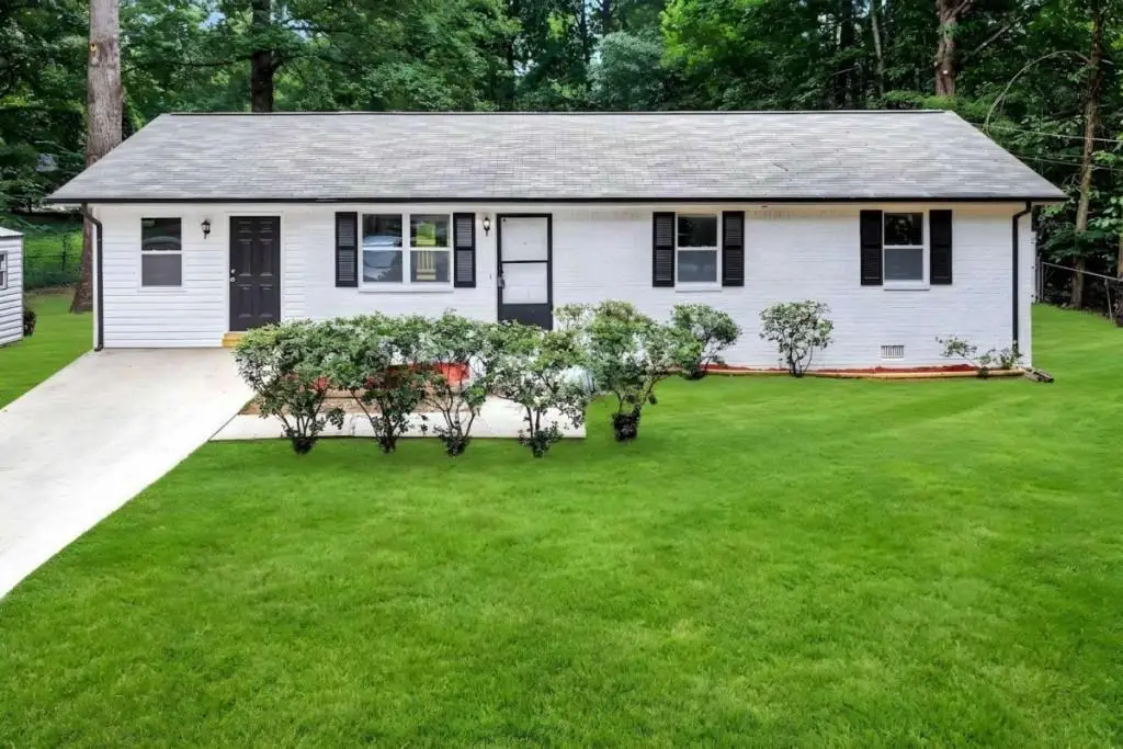 125 Pleasant Valley Road, McDonough, GA 30253 - #1