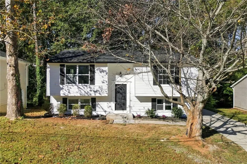 2075 Countydown Lane, Stone Mountain, GA 30088 - #1
