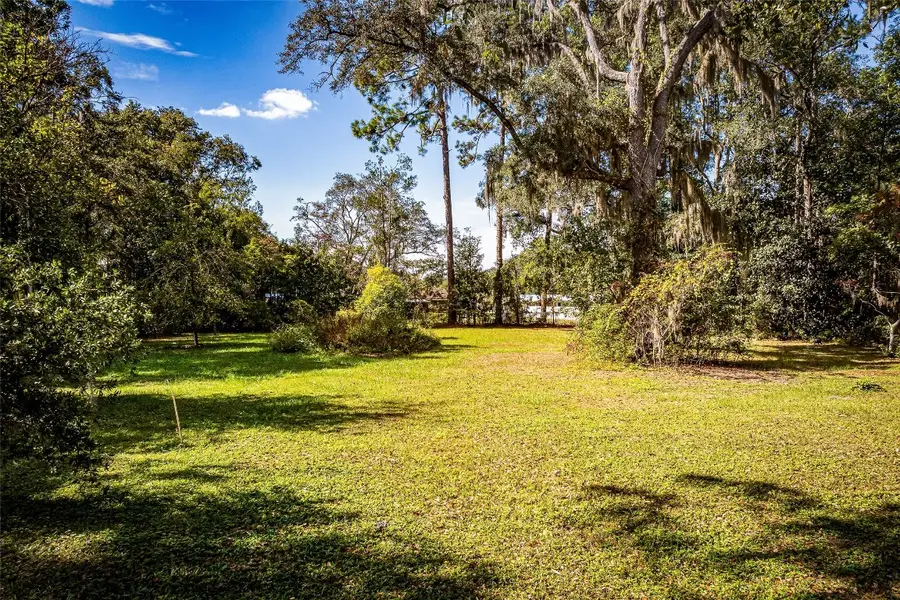 37054 S Pine Street, Hilliard, FL 32046 - Image #2