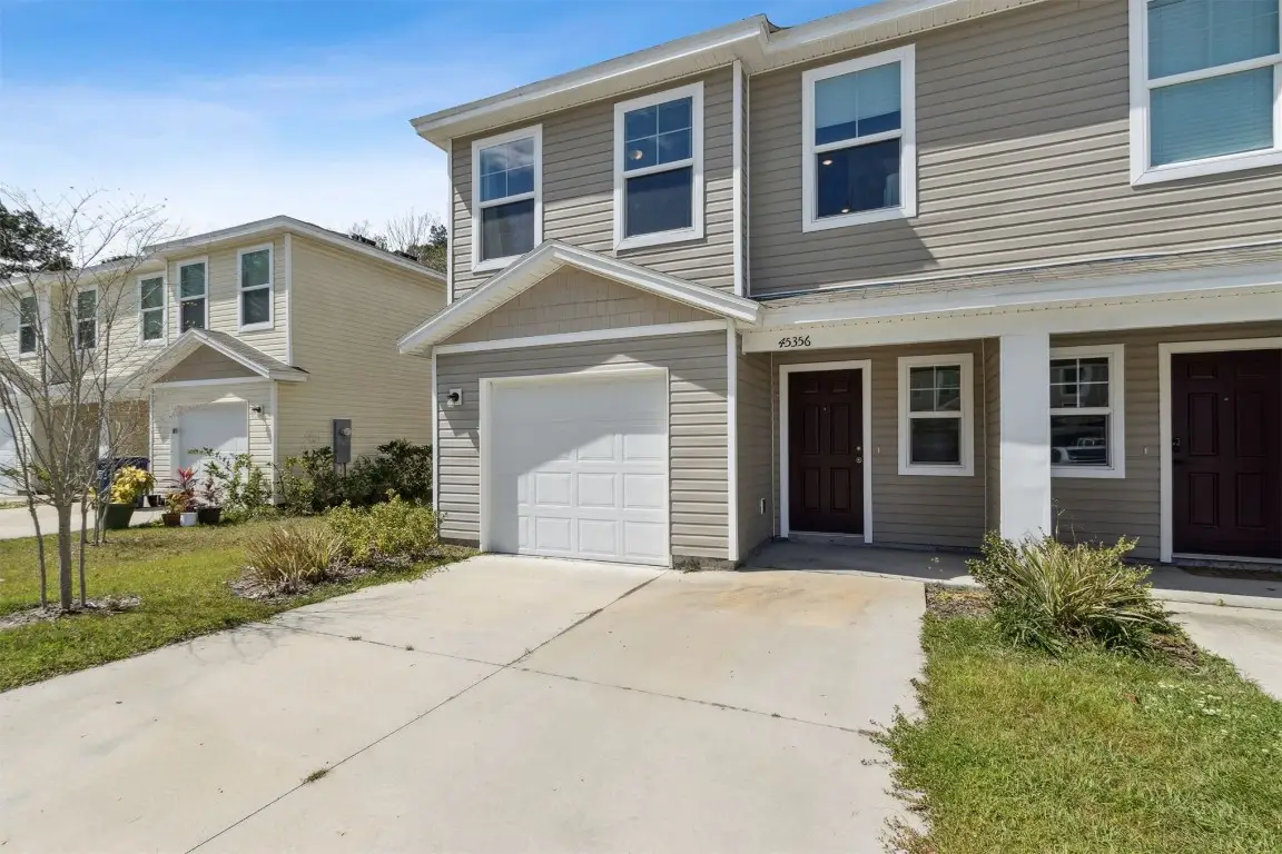 45356 Red Brick Drive, Callahan, FL 32011 - Image #1