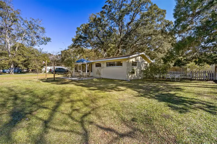 1306 S 4th Street, Fernandina Beach, FL 32034 - Image #2