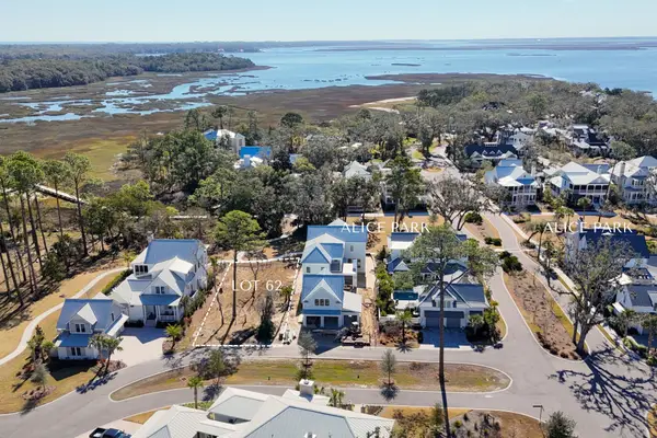 114 Broadbent Way, Fernandina Beach, FL 32034