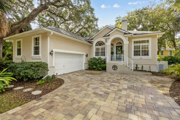 499 Crosswind Drive, Fernandina Beach, FL 32034
