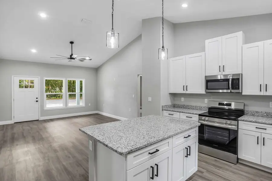 201 Alvarez Street, Starke, FL 32091 - #3