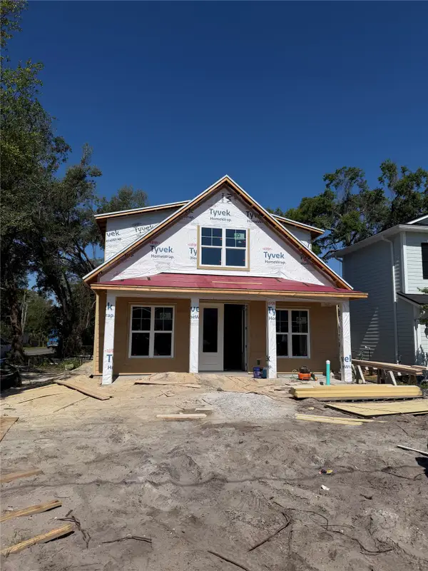 653 S 7th Street, Fernandina Beach, FL 32034