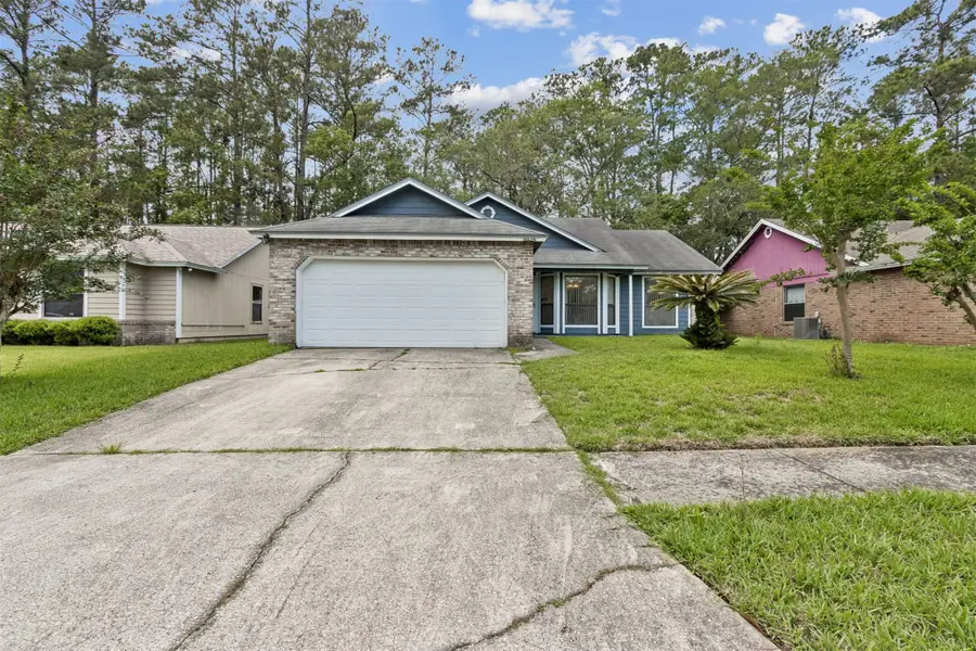 8848 Victoria Landing Drive W, Jacksonville, FL 32208 - #2
