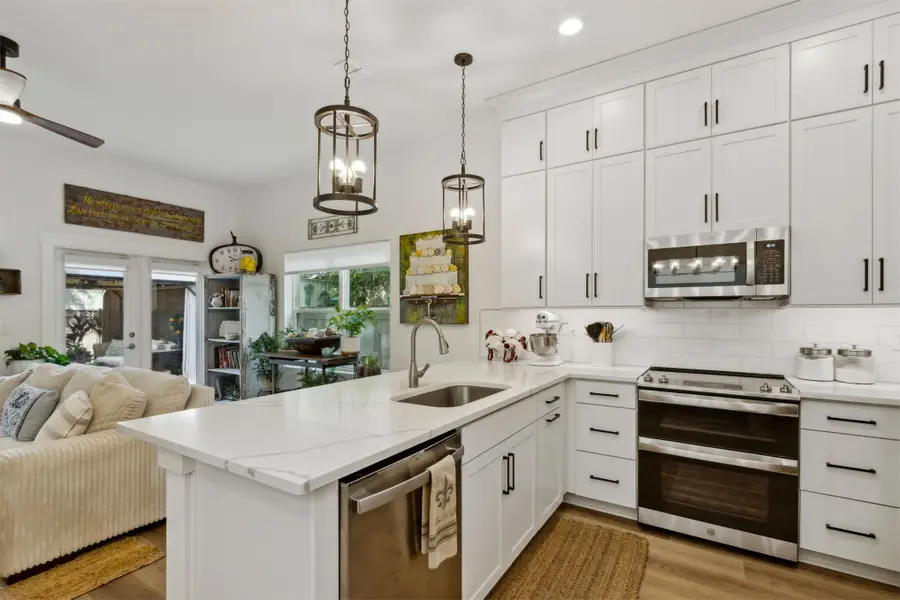 523 S 13th Terrace, Fernandina Beach, FL 32034 - #2