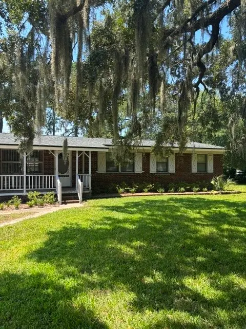 1941 Sycamore Lane, Fernandina Beach, FL 32034