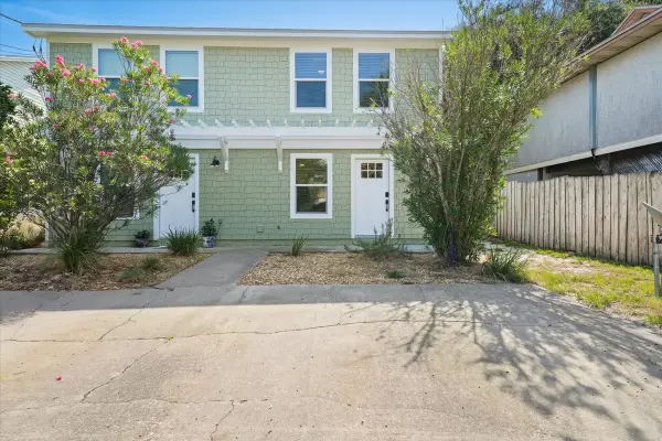2598 1st Avenue, Fernandina Beach, FL 32034