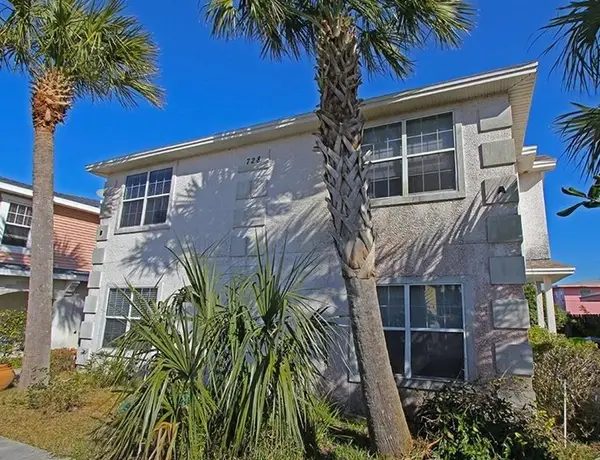 728 Tarpon Avenue, Fernandina Beach, FL 32034