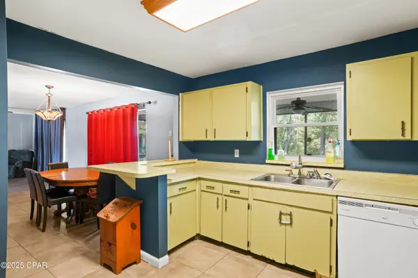 4335 Country Club Boulevard, Chipley, FL 32428