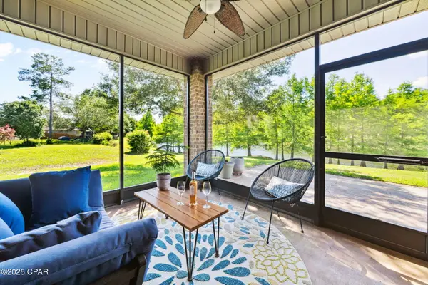 56 Camellia Lane, Freeport, FL 32439