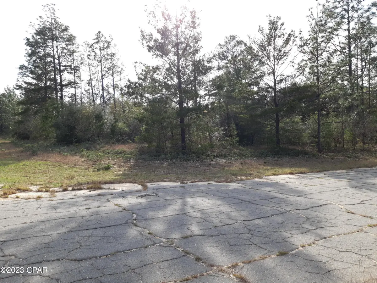 0021 Windbrook Street, Chipley, FL 32428 - Image #1